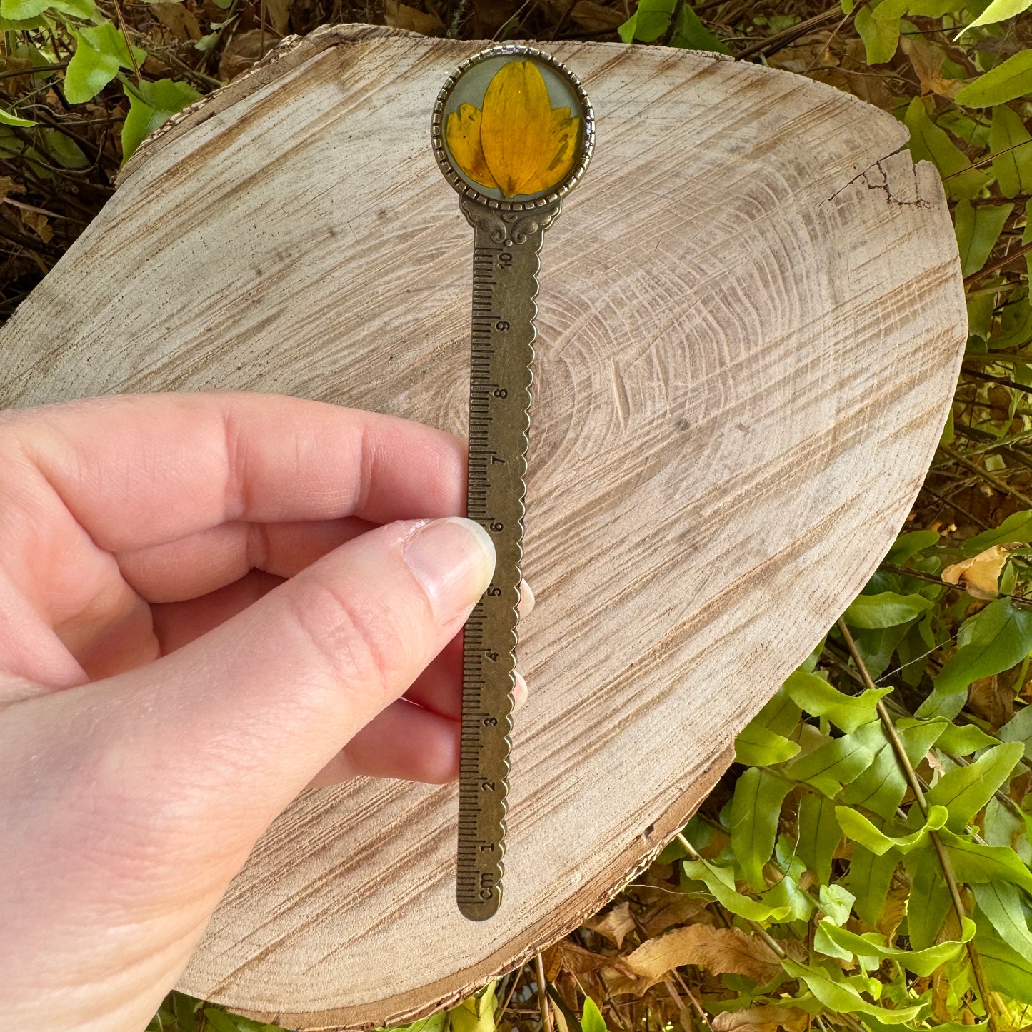 Black Eyed Susan Petal Bookmark