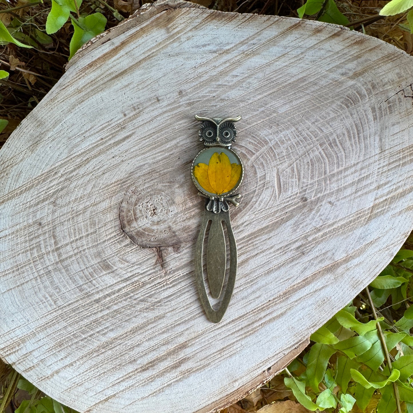 Black Eyed Susan Petal Bookmark
