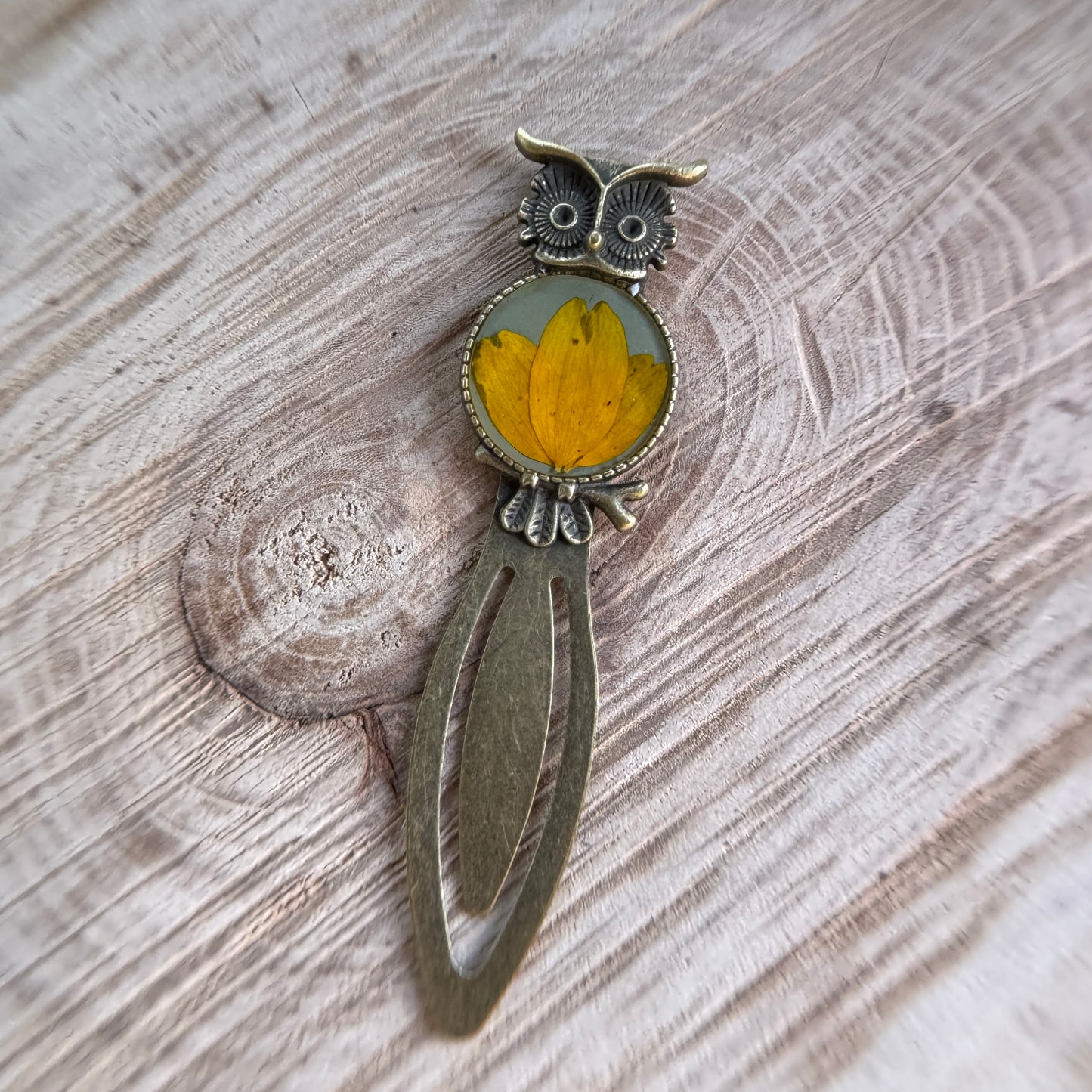 Black Eyed Susan Petal Bookmark