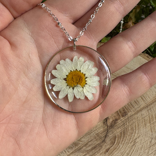 Daisy Necklace | Real Pressed Flower in Resin Pendant