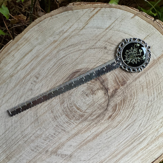 Queen Anne’s Lace Bookmark | Real Pressed Flower Resin Bookmark