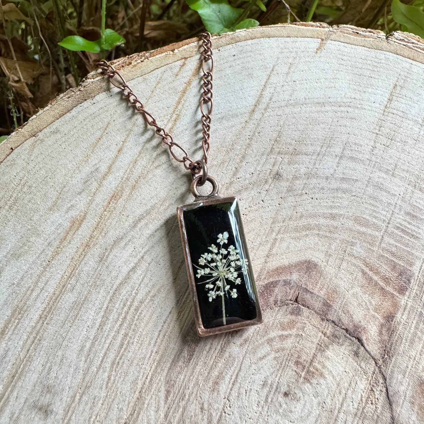 Queen Anne’s Lace necklace with real pressed flower in resin and copper bezel