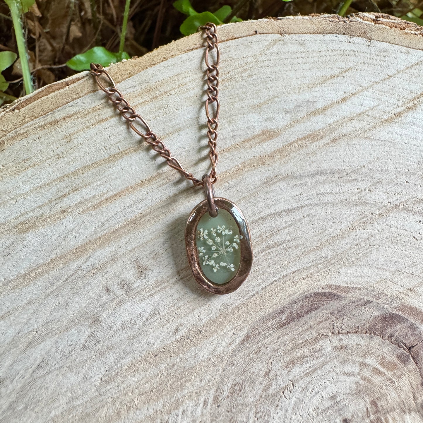 Queen Anne’s Lace necklace with real pressed flower in resin and copper bezel