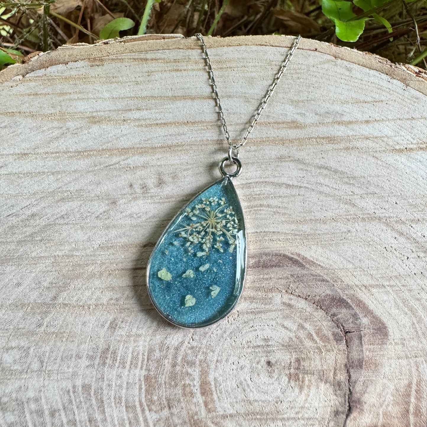 Queen Anne’s Lace necklace with real pressed flower in resin and silver bezel