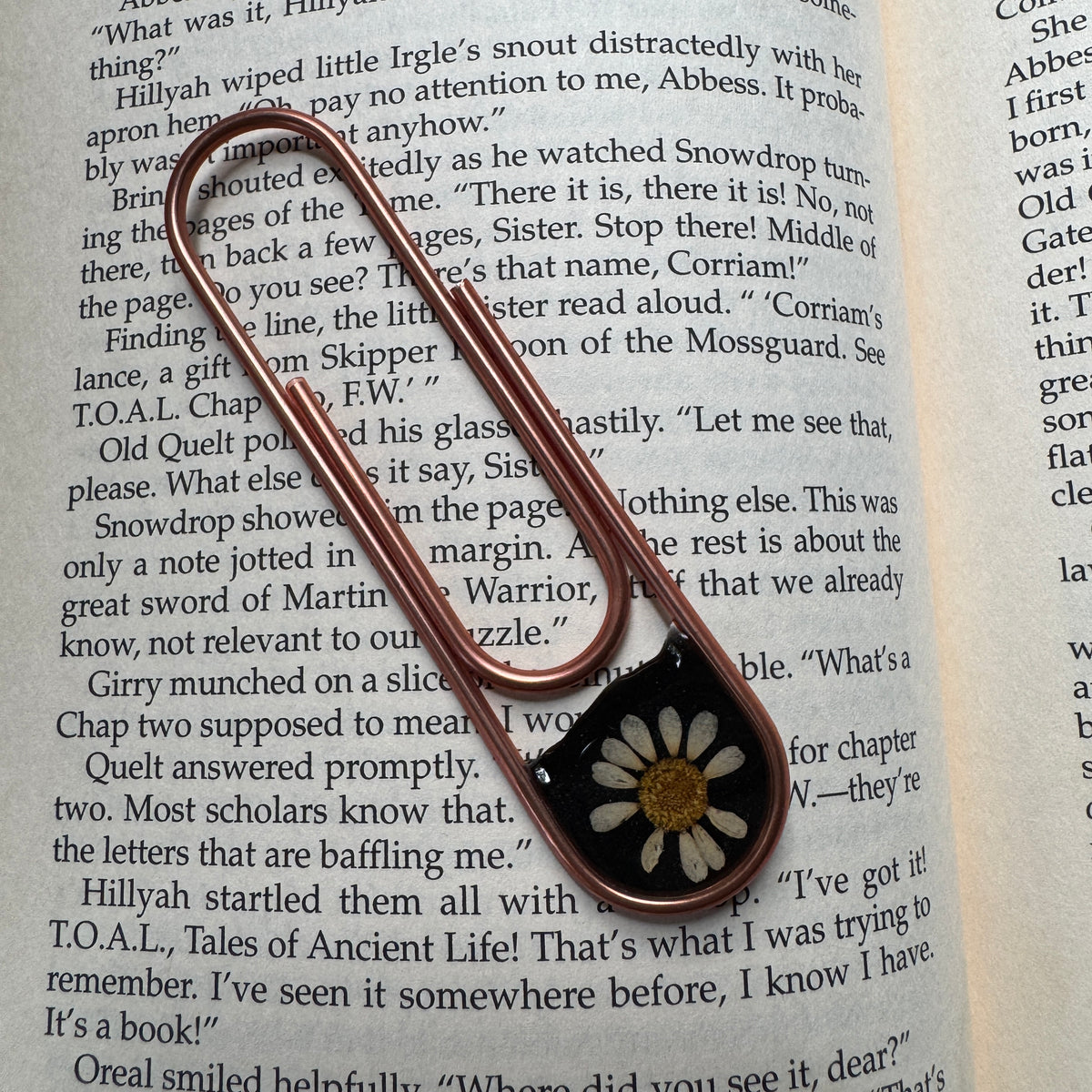 Daisy Paper Clip Bookmark | Nature-Inspired Metal Page Holder | Ready to Ship