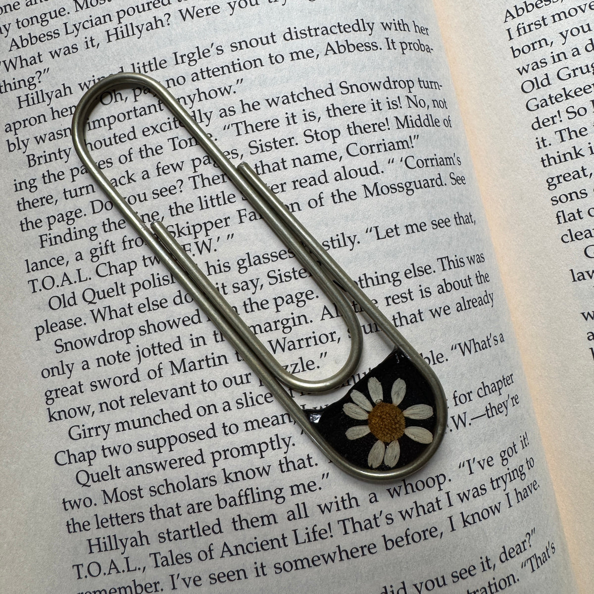 Daisy Paper Clip Bookmark | Nature-Inspired Metal Page Holder | Ready to Ship