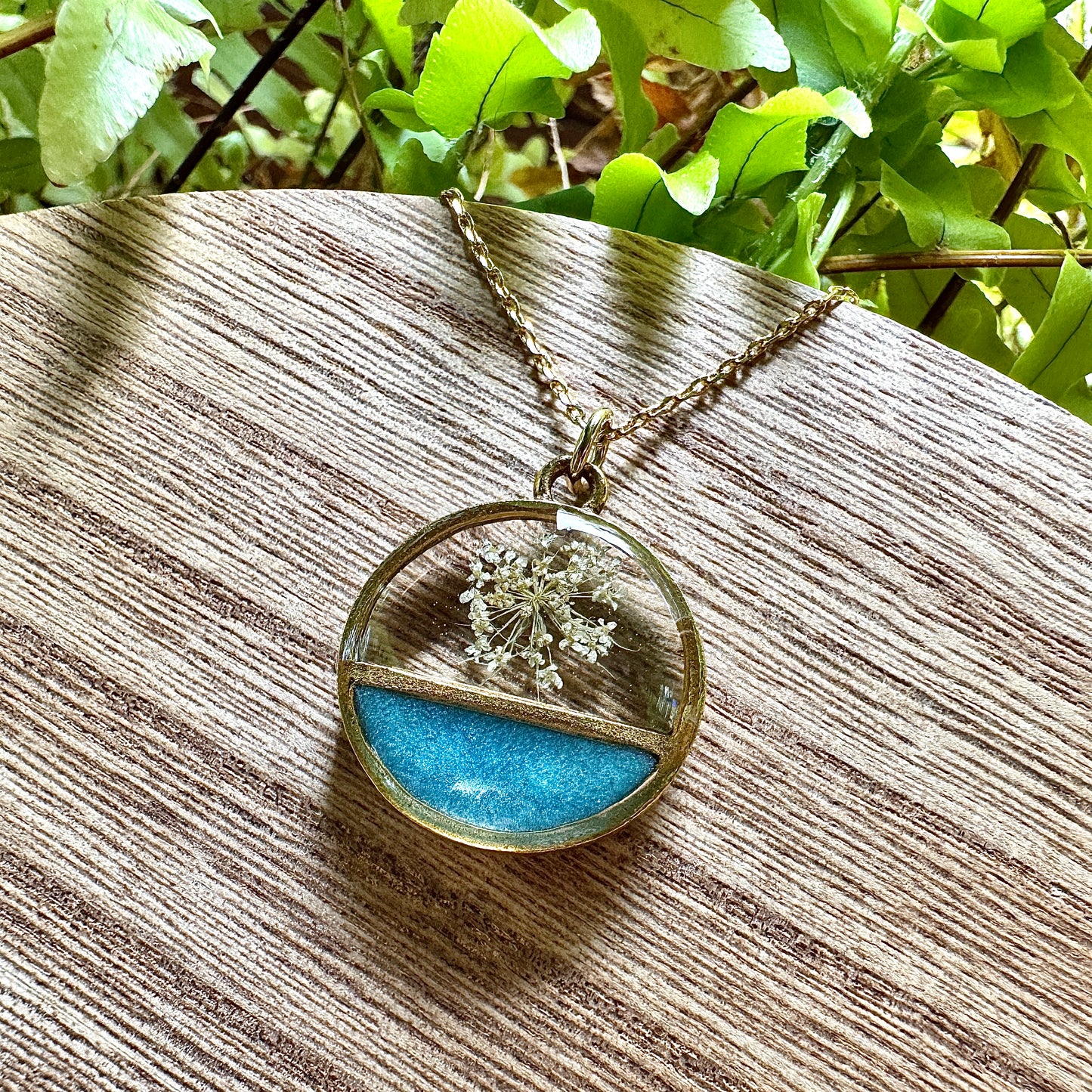 Divided Circle Queen Anne’s Lace Necklace | Real Pressed Flower Jewelry