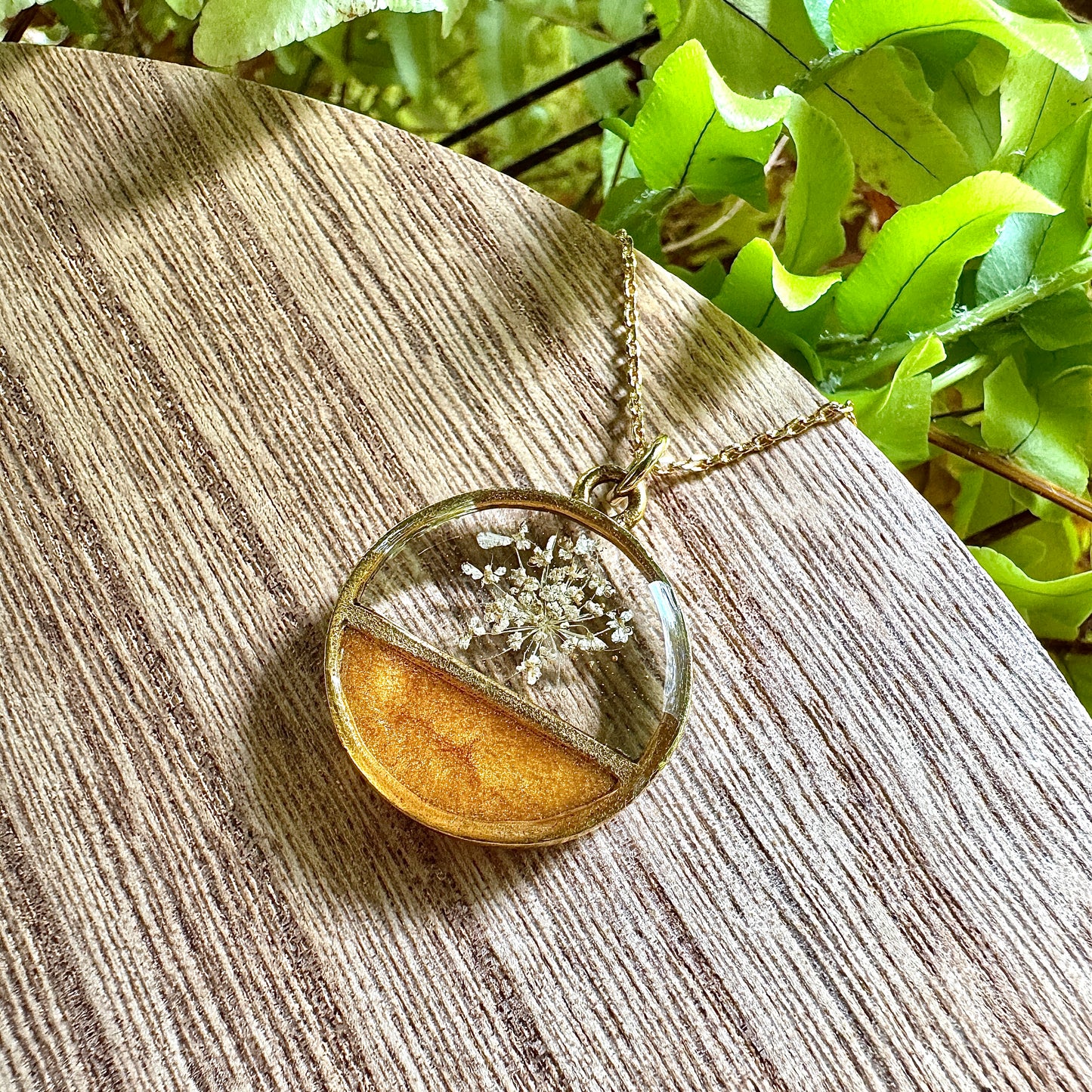 Divided Circle Queen Anne’s Lace Necklace | Real Pressed Flower Jewelry