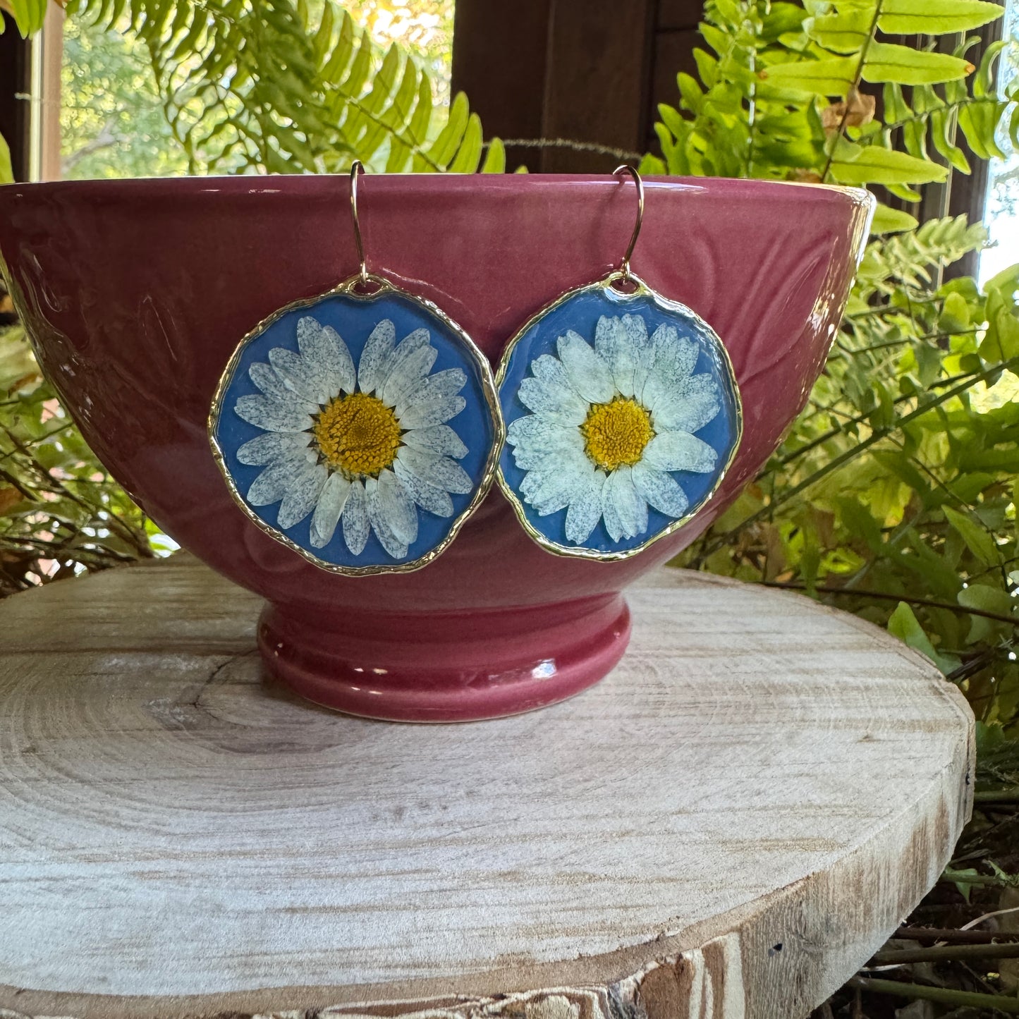 Daisy Earrings | Real Pressed Flower Resin Jewelry