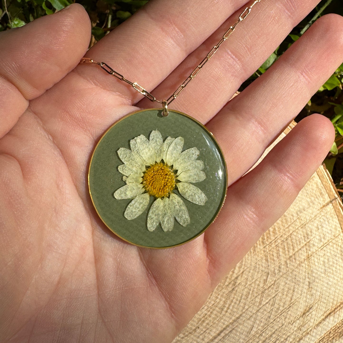 Daisy Necklace | Real Pressed Flower in Resin Pendant