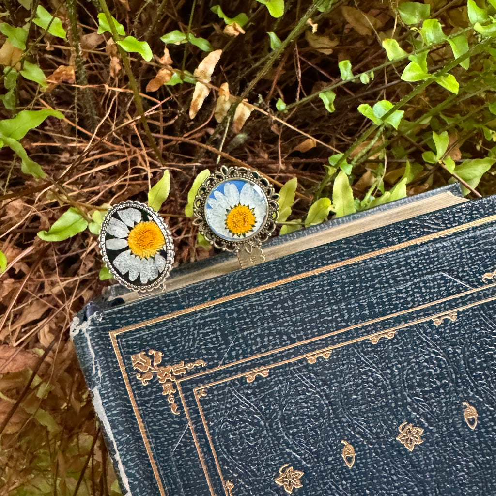 Daisy Bookmark | Real Pressed Flower Resin Bookmark