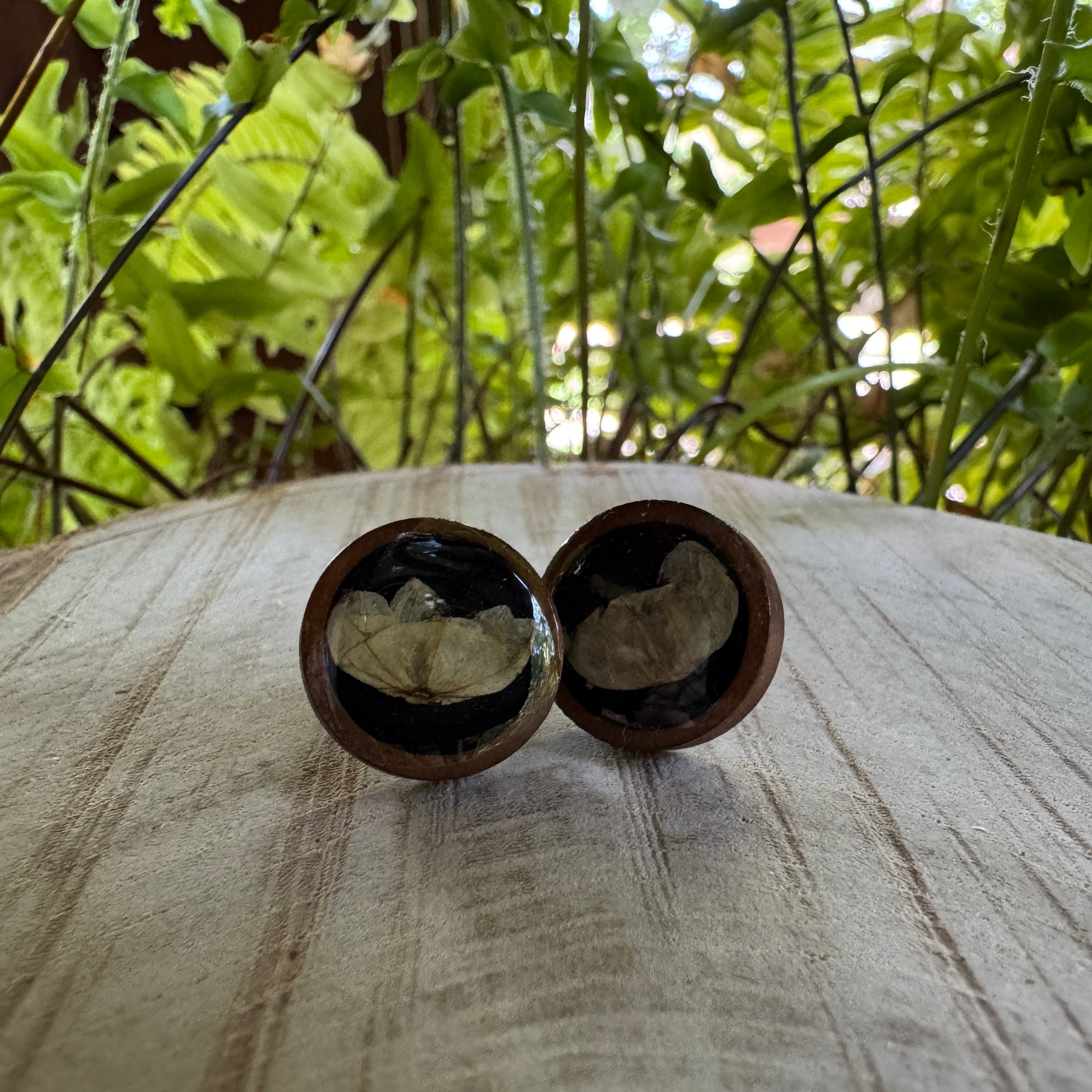 Old Capitol Collection | Lily of the Valley Wooden Stud Earrings
