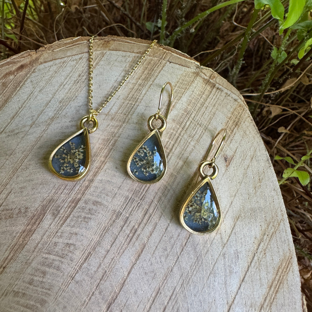Old Capitol Collection | Queen Anne’s Lace Earrings & Necklace Sets