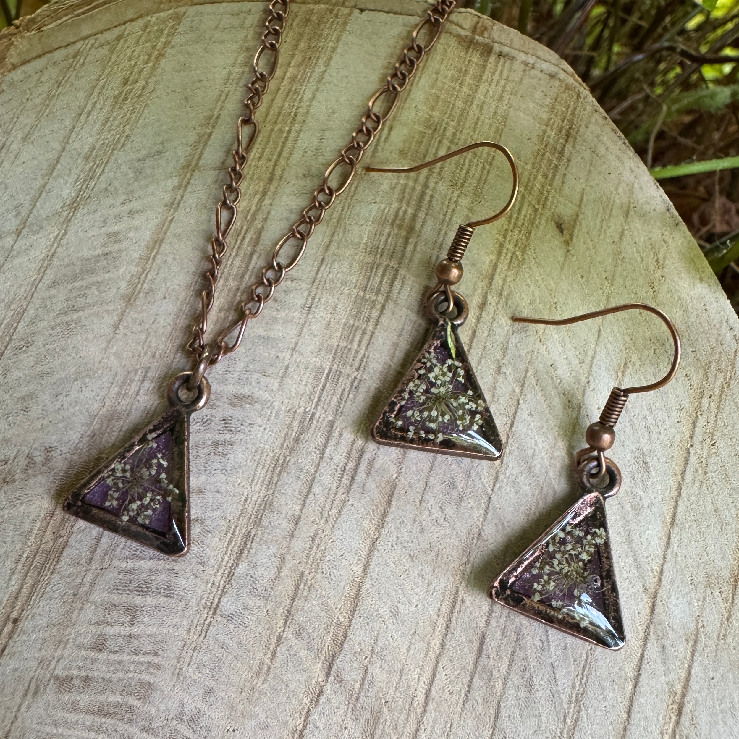 Old Capitol Collection | Queen Anne’s Lace Earrings & Necklace Sets