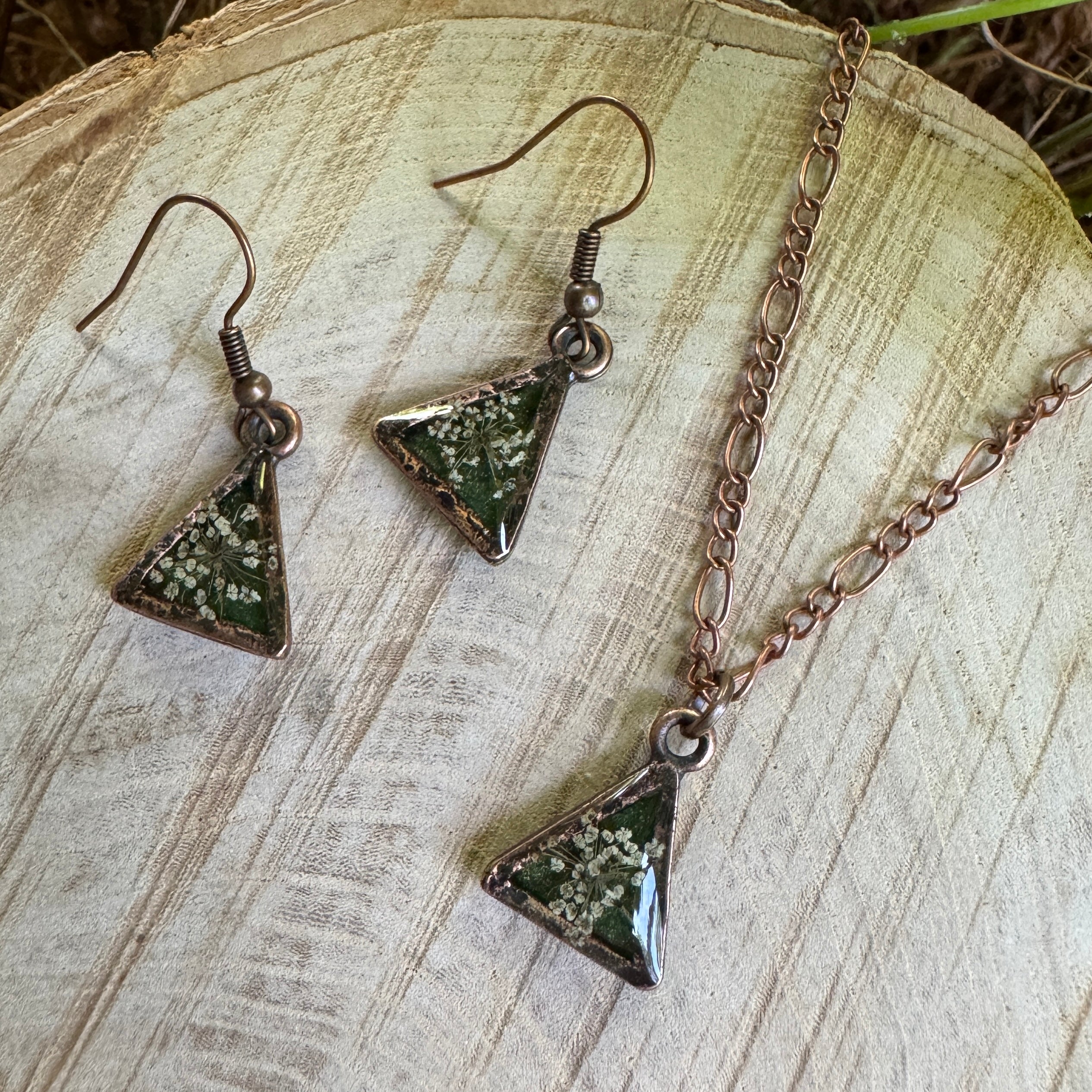 Old Capitol Collection | Queen Anne’s Lace Earrings & Necklace Sets