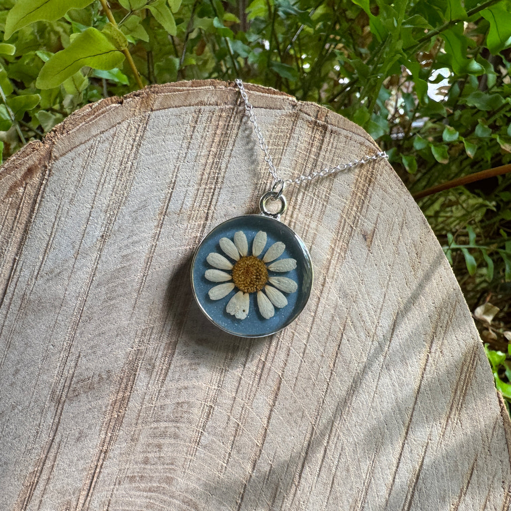 Daisy Necklace – Real Pressed Flower Resin Necklace | Made to Order