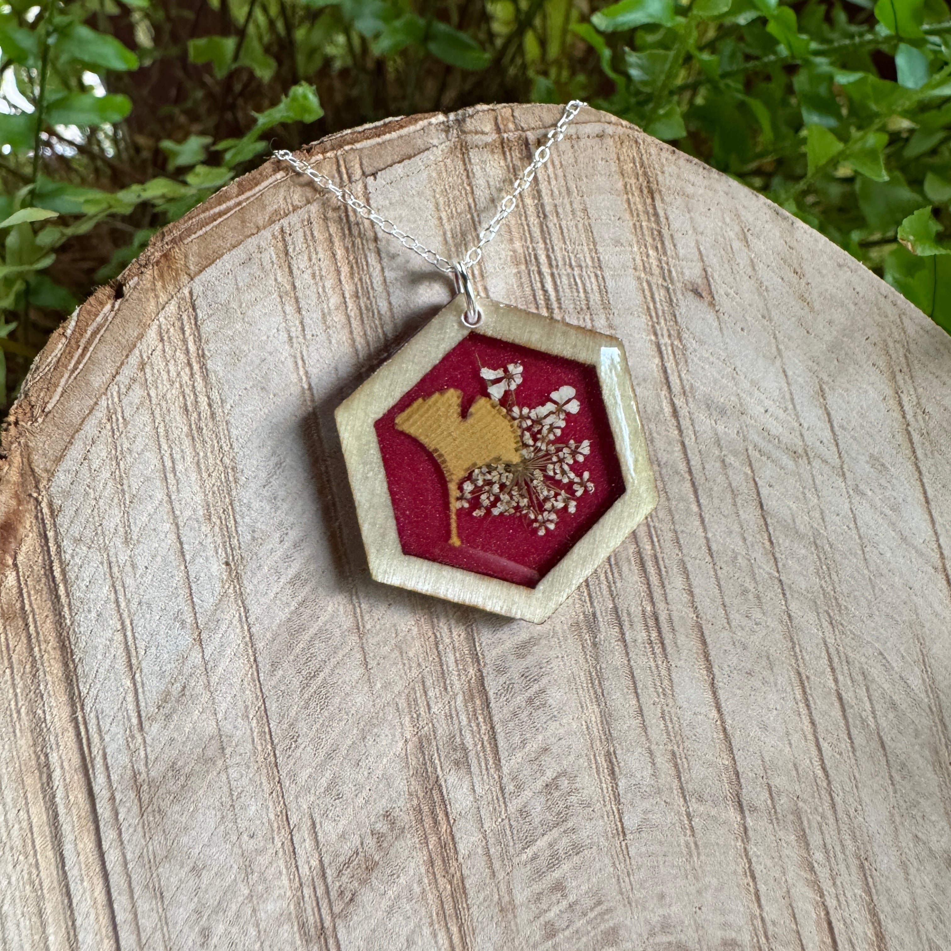 Queen Anne’s Lace & Ginkgo Leaf Necklace | Real Flower Resin Jewelry