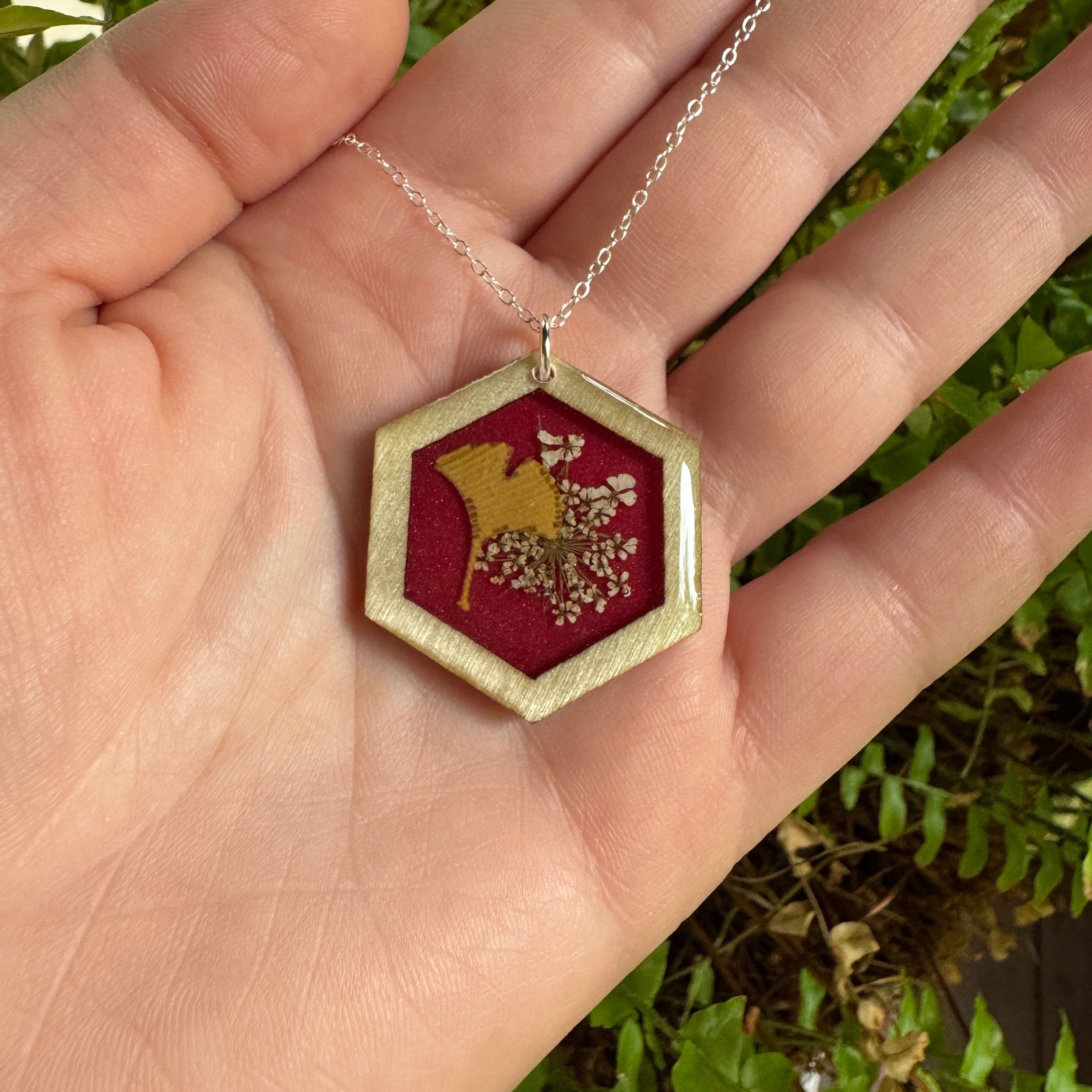 Queen Anne’s Lace & Ginkgo Leaf Necklace | Real Flower Resin Jewelry