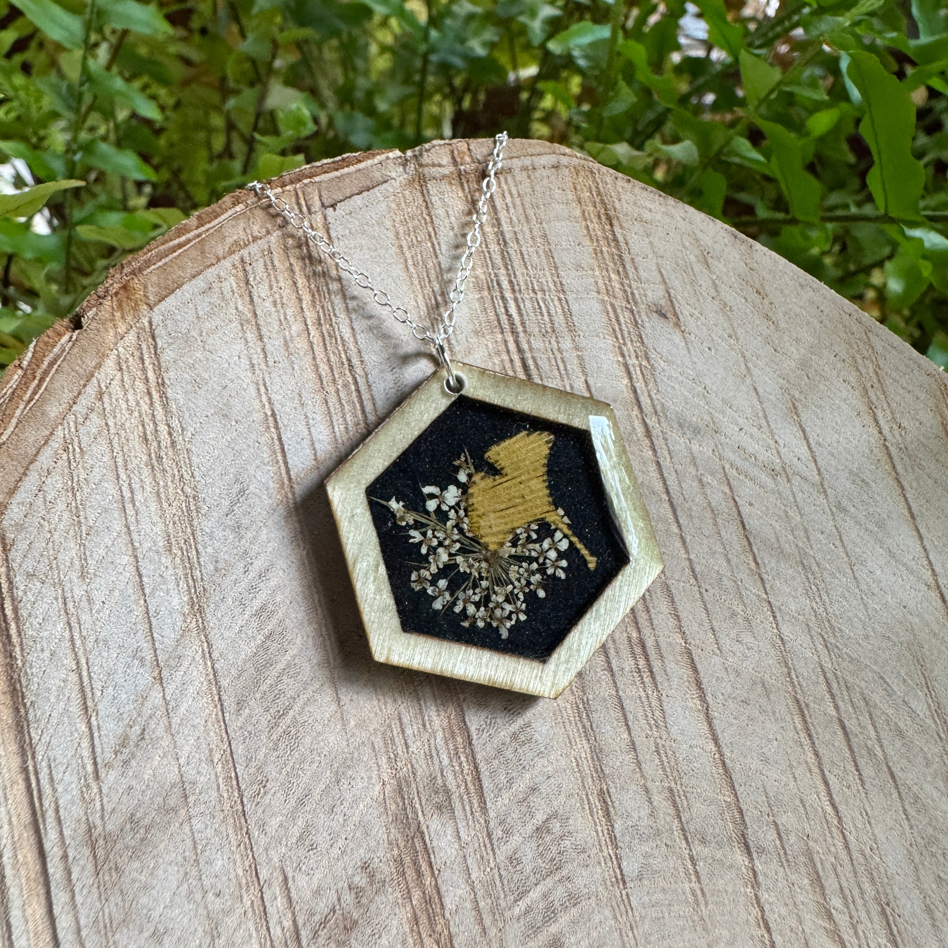 Queen Anne’s Lace & Ginkgo Leaf Necklace | Real Flower Resin Jewelry