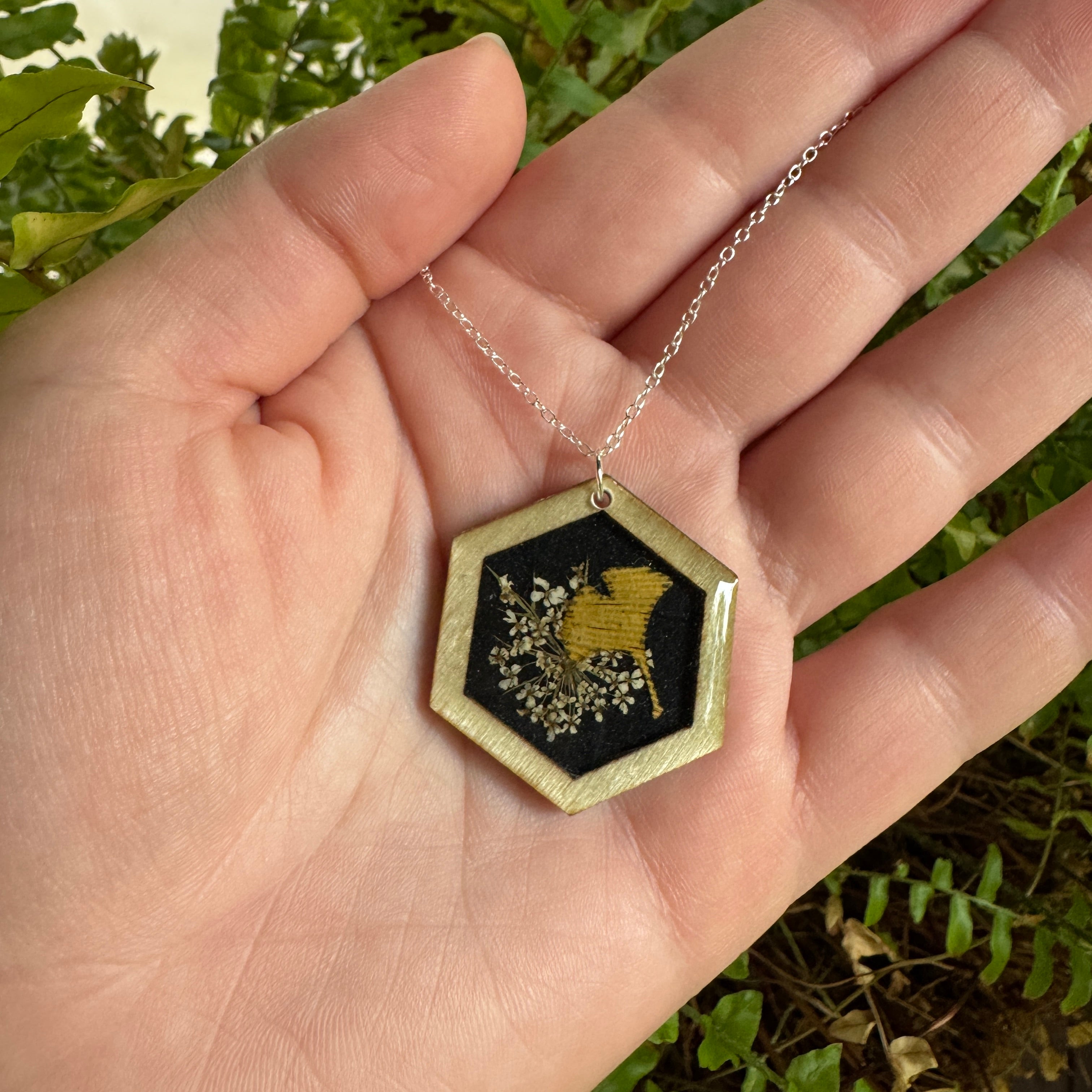 Queen Anne’s Lace & Ginkgo Leaf Necklace | Real Flower Resin Jewelry