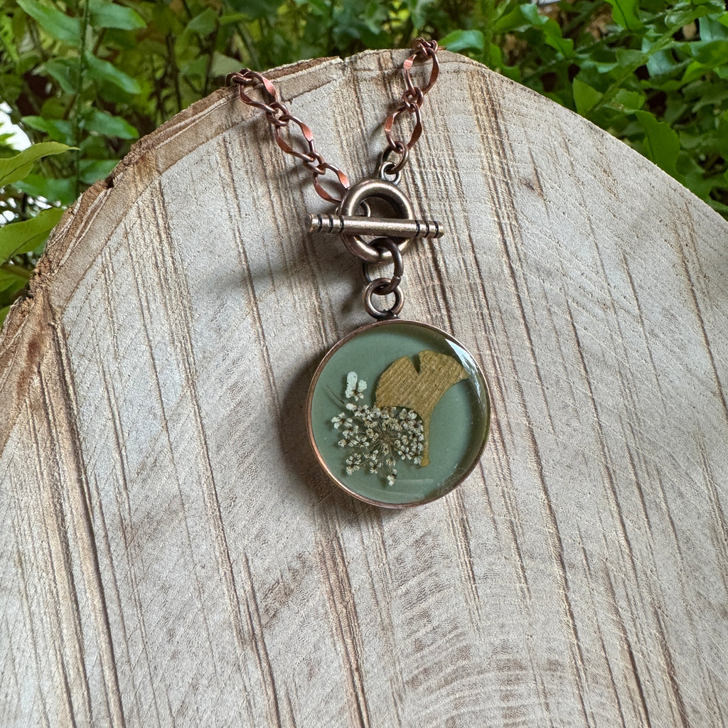 Queen Anne’s Lace & Ginkgo Leaf Necklace | Real Flower Resin Jewelry