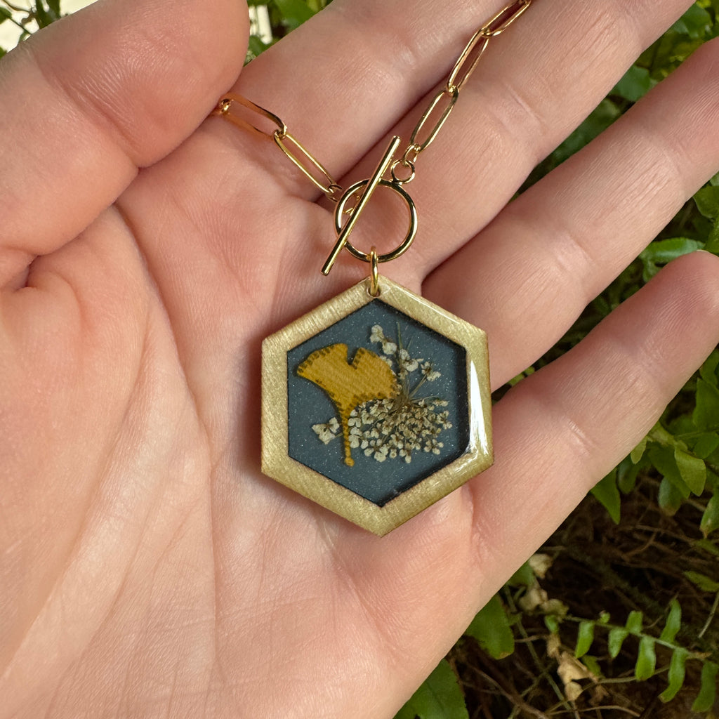 Queen Anne’s Lace & Ginkgo Leaf Necklace | Real Flower Resin Jewelry