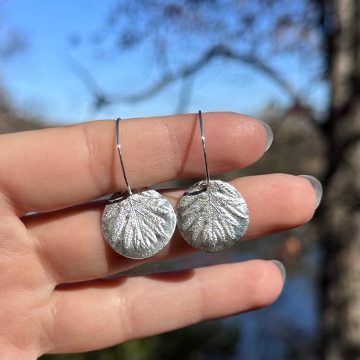 Handcrafted oak leaf earrings in silver with detailed natural texture